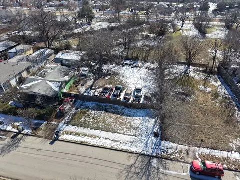 3202 Odessa St, Dallas, TX 75212