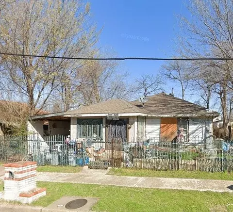 1727 Morris St, Dallas, TX 75212