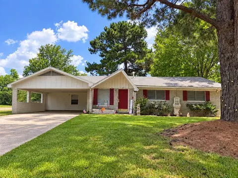 9047 Sara Ln, Shreveport, LA 71118
