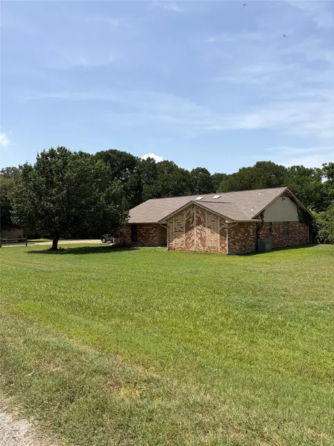 200 Windridge Trl, Burleson, TX 76028