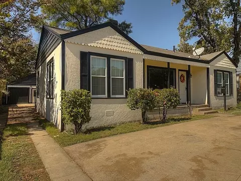 1705 N Riverside Dr #B, Fort Worth, TX 76111