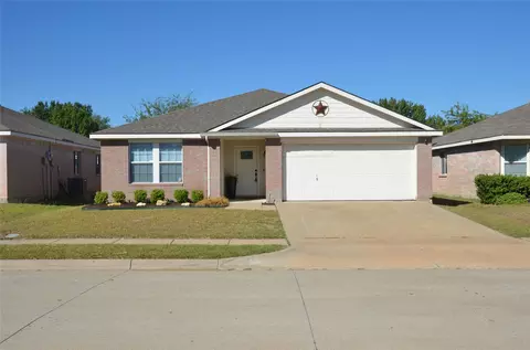 9353 Sundial, Fort Worth, TX 76244