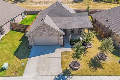 1821 Abelia Ln, Weatherford, TX 76086