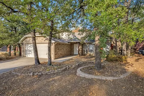 2104 Leslie St, Denton, TX 76205