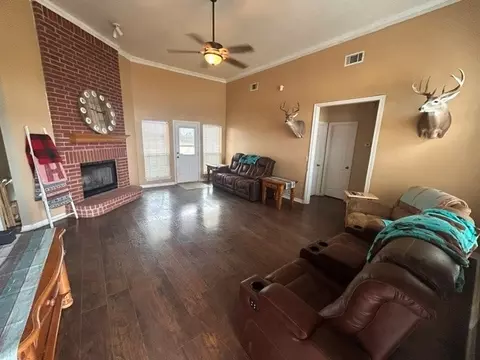 5961 Fm 66, Maypearl, TX 76064