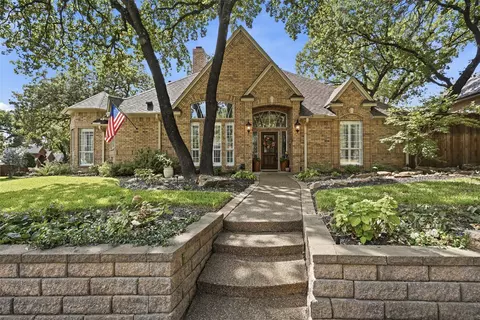 924 Ridge Ct, Keller, TX 76248
