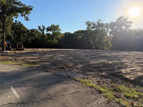 100 Shady Brook Ct, Joshua, TX 76058