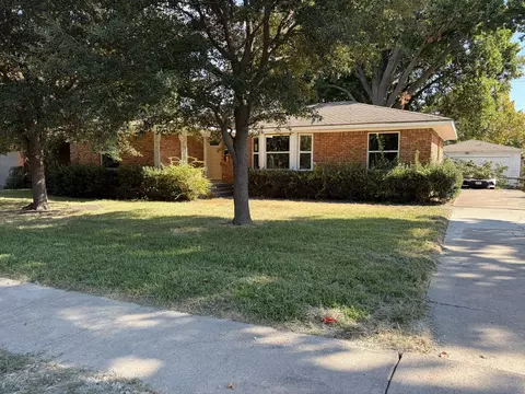 2330 Mockingbird Ln, Garland, TX 75042