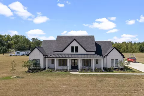 151 Mor Pvt Dr, Frierson, LA 71027