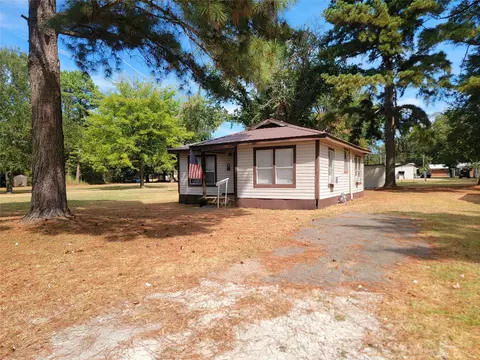 Exterior - 135 Us Highway 82-business, Avery, TX 75554 photo 10 of 11