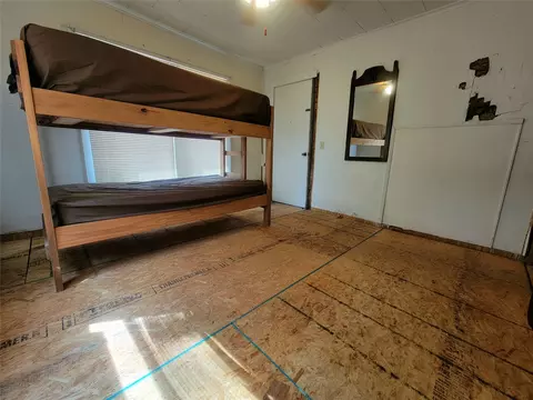 Bedroom - 135 Us Highway 82-business, Avery, TX 75554 photo 2 of 2