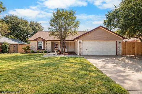 10712 Apache Dr, Waco, TX 76712