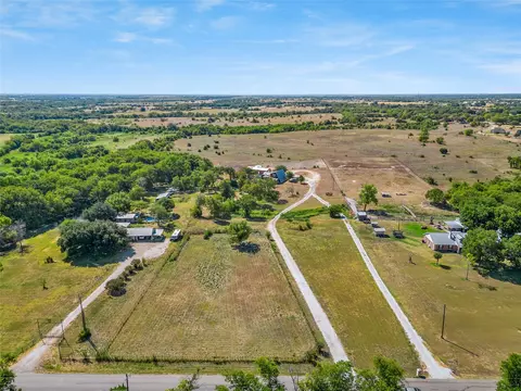 View/Area - 518 Warren Rd, Lorena, TX 76655 photo 1 of 12