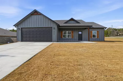 4300 Lucero Dr, Granbury, TX 76048