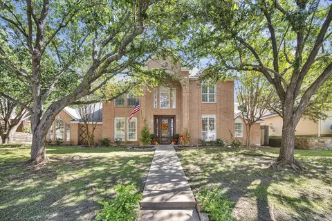 6214 Tiffany Oaks Ln, Arlington, TX 76016