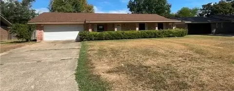 9705 Chalet Dr, Shreveport, LA 71118