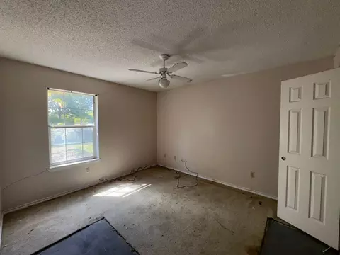 Bedroom - 800 Maple St, Howe, TX 75459 photo 2 of 3