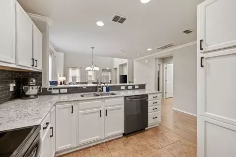 Kitchen - 4504 Jaylin St, Fort Worth, TX 76244 photo 5 of 5