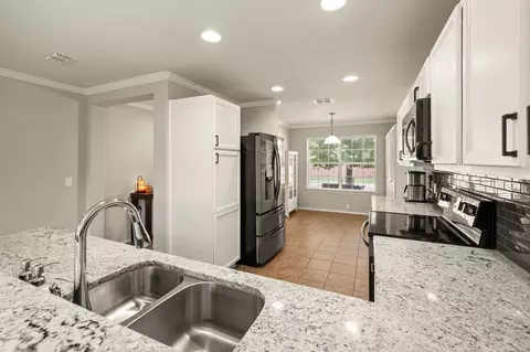 Kitchen - 4504 Jaylin St, Fort Worth, TX 76244 photo 2 of 5
