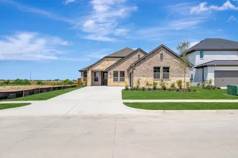 Exterior - 344 Kathryn Dr, Haslet, TX 76052 photo 2 of 3