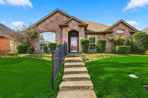 1216 Tanner Dr, Lewisville, TX 75077