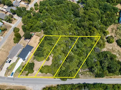 3530 S Ledbetter Dr, Dallas, TX 75236