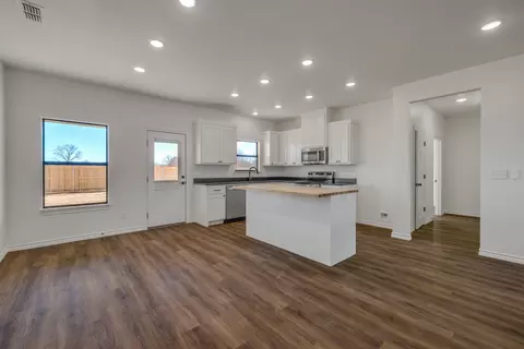 808 Ruger Dr, Clyde, TX 79510 photo 4