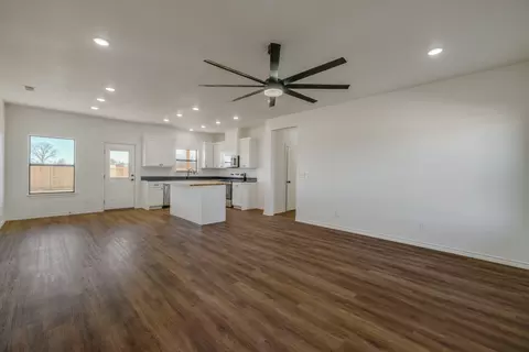 808 Ruger Dr, Clyde, TX 79510 photo 2
