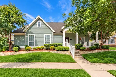 1009 Greenview Ln, Savannah, TX 76227