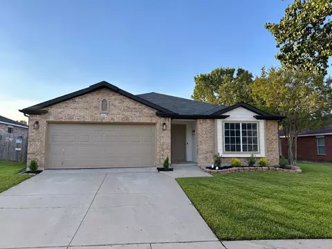 1309 Dundee Dr, Arlington, TX 76002