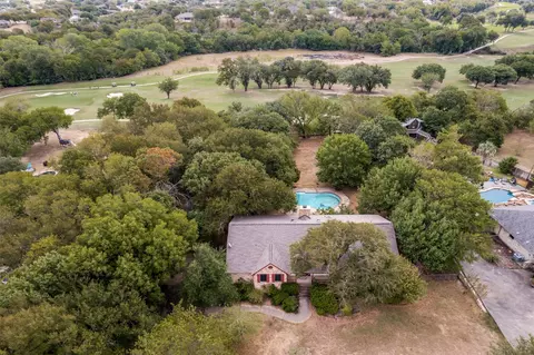 201 Squaw Creek Rd, Willow Park, TX 76087