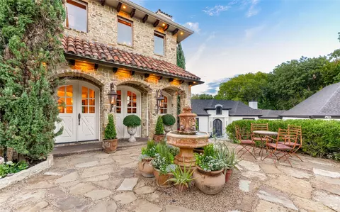 306 Shamrock Cir, Rockwall, TX 75032