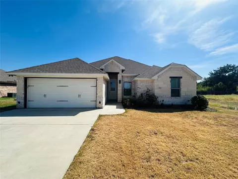3341 White Horse Dr, Granbury, TX 76049