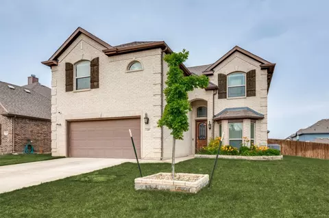 249 Noble Nest Dr, Midlothian, TX 76065