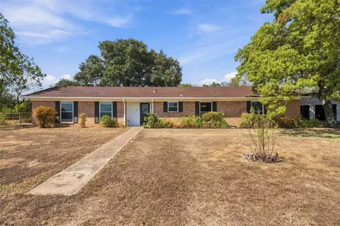 Exterior - 12201 Old China Spring Rd, Waco, TX 76708 photo 1 of 7