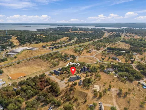 123 Dove Ct, Runaway Bay, TX 76426