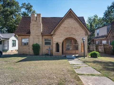 1215 N Confederate Ave, Tyler, TX 75702