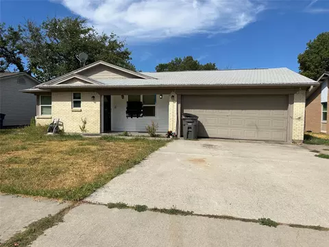 808 Memorial Dr, Wylie, TX 75098