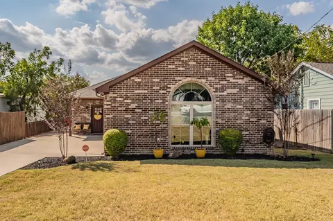 129 Morris St, Desoto, TX 75115