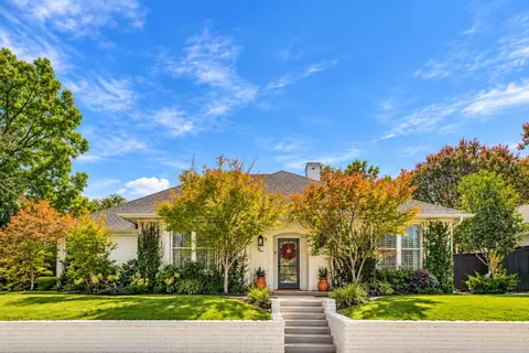 6438 Mccommas Blvd, Dallas, TX 75214
