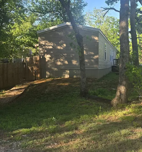 6033 Hidden Cir, Azle, TX 76020