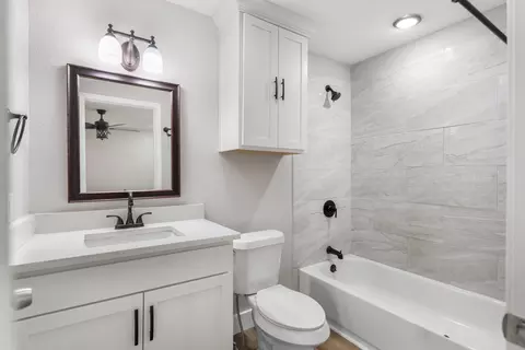 Bath - 103 May Ave, Cleburne, TX 76031 photo 1 of 3