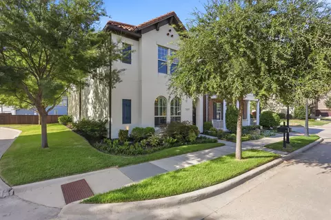 527 Sandy Ln, Flower Mound, TX 75022