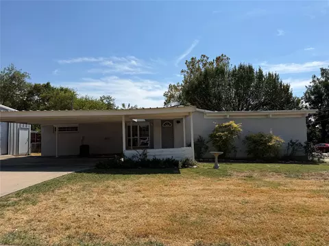 811 N Grant Dr, Sherman, TX 75092