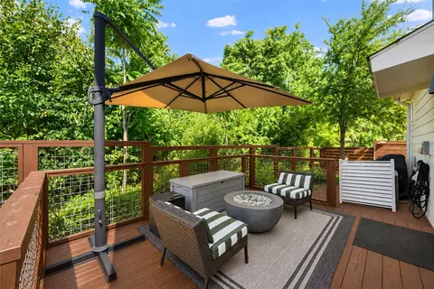 1269 Clifftop Ln, Dallas, TX 75208