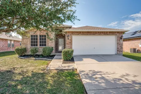 2657 Annalea Ln, Little Elm, TX 75068