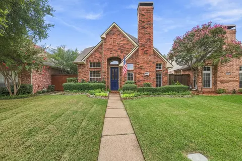 8707 Stonecrest Dr, Irving, TX 75063