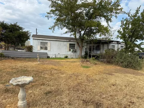 3921 Applewood Ct, Alvarado, TX 76009