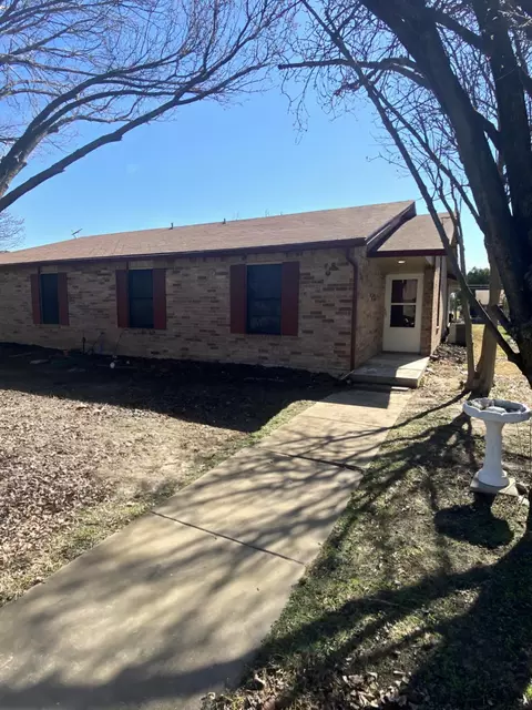 2912 Nelson Dr, Mesquite, TX 75150
