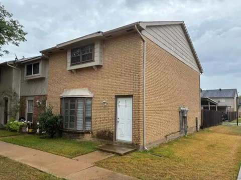 99 W Mountain Creek Dr #14, Grand Prairie, TX 75052